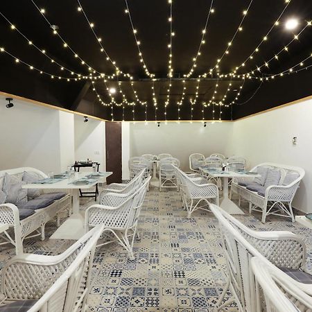 Hotel Le Castle Rudrapur Екстериор снимка