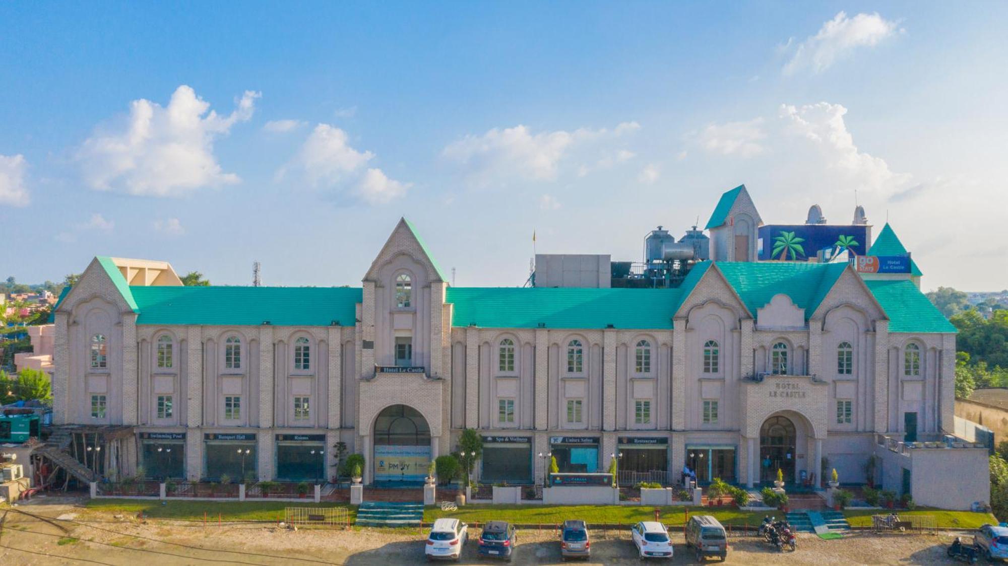 Hotel Le Castle Rudrapur Екстериор снимка