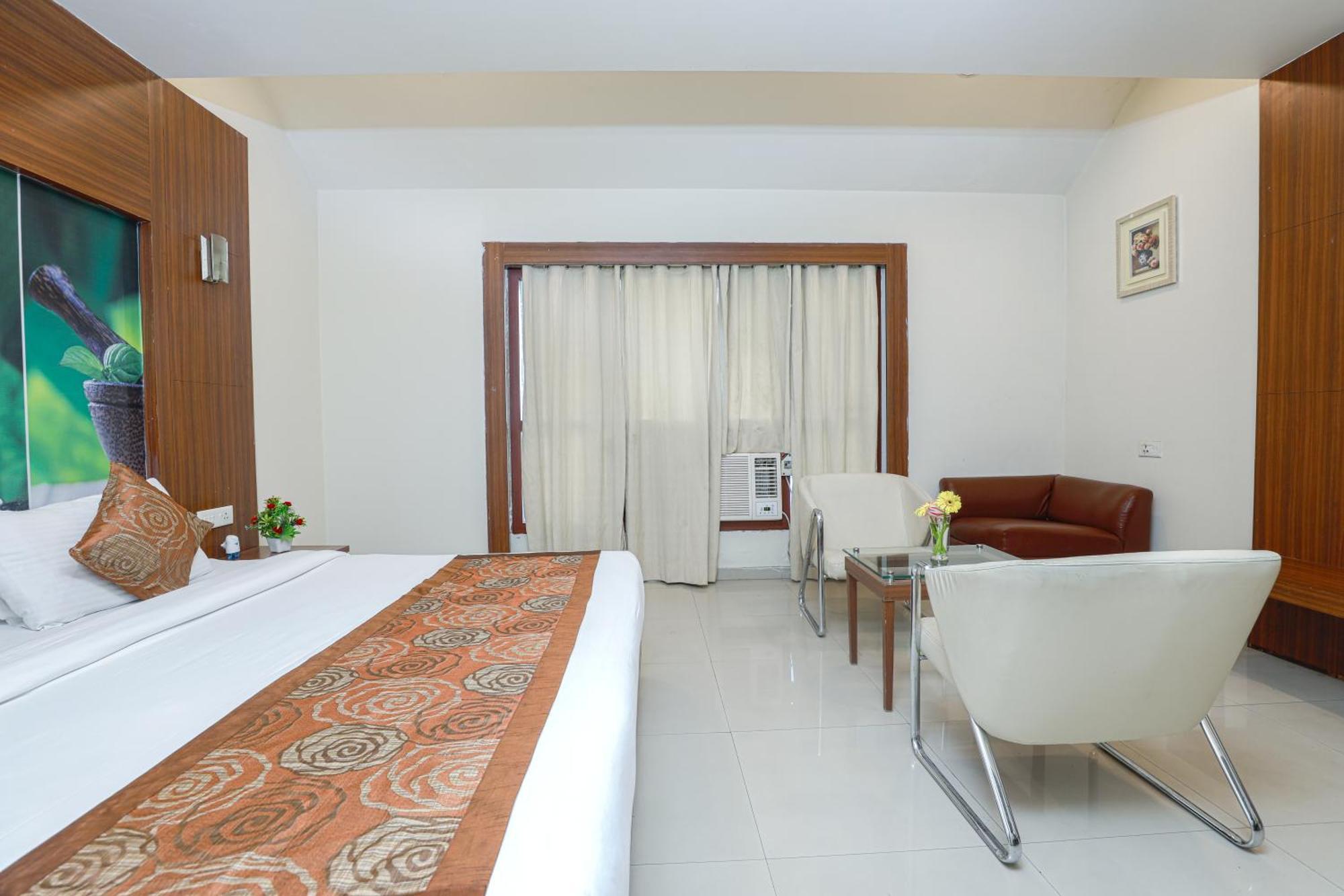 Hotel Le Castle Rudrapur Екстериор снимка